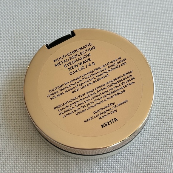 NWT Make Beauty Multi-Chromatic Metal Reflecting Eyeshadow - Picture 3 of 9